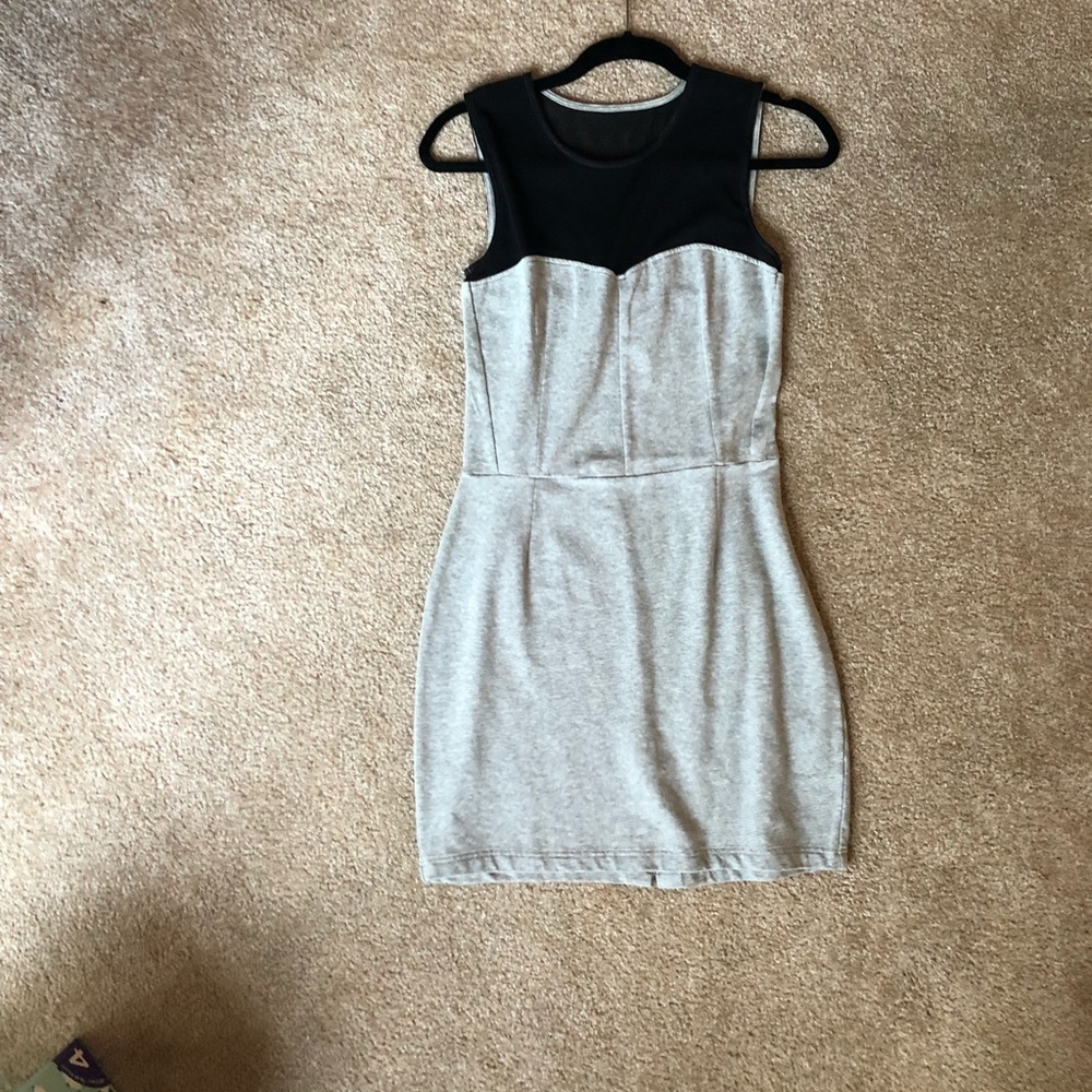 Trouvé mesh top dress